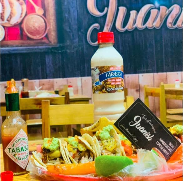 Tacos y hamburguesas Juanish