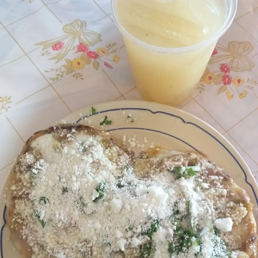 Combo 2 Sopes + bebida (Individual)