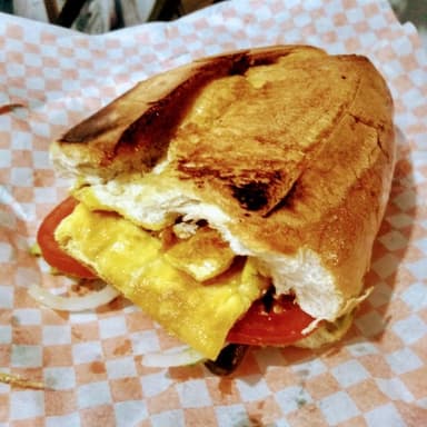 La Torta que T Hace Valiente de Huevos