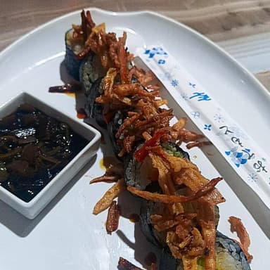 ROLLO MAKI KAMA