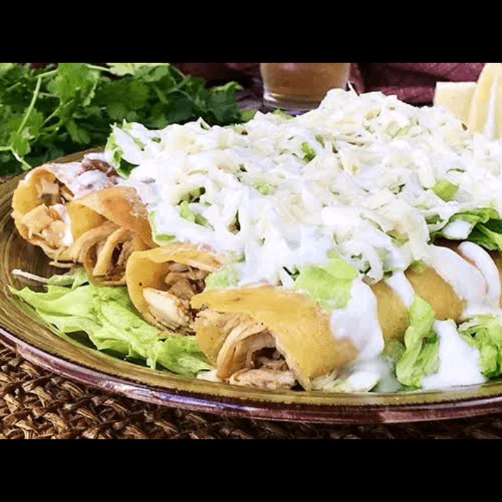 Flautas de pollo