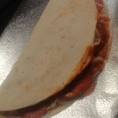 Pizzadilla
