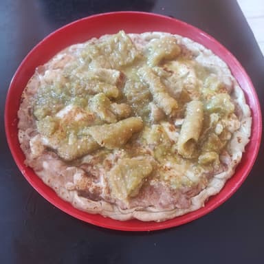 Sopes Guiso