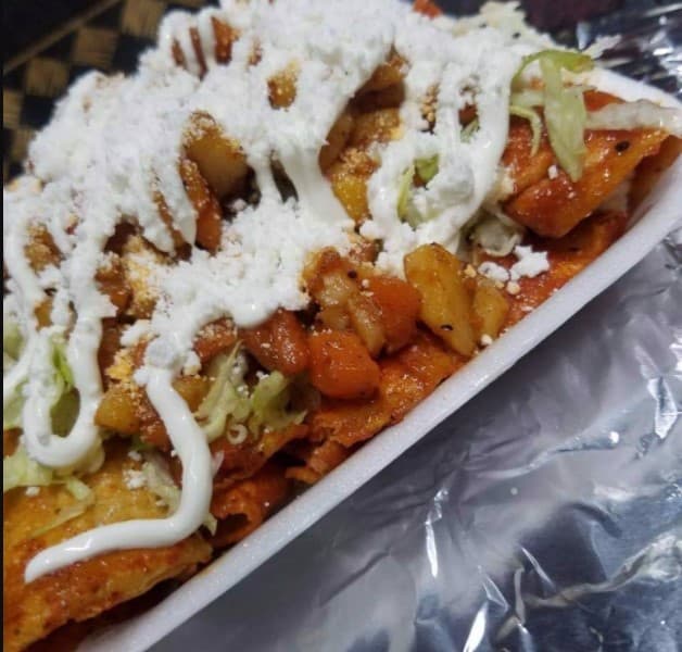 Tacos Rojos y Antojitos Rosario-Chachi