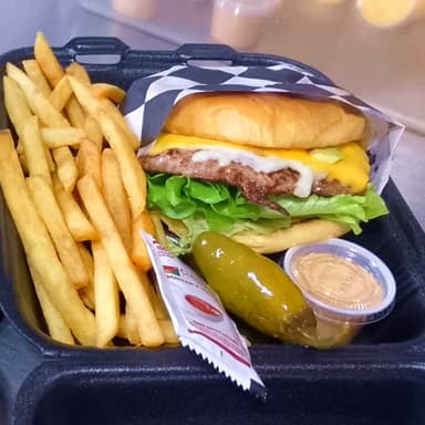CLASSIC  BURGUER