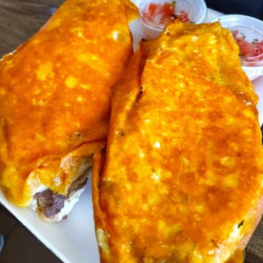 Molletes con Huevo