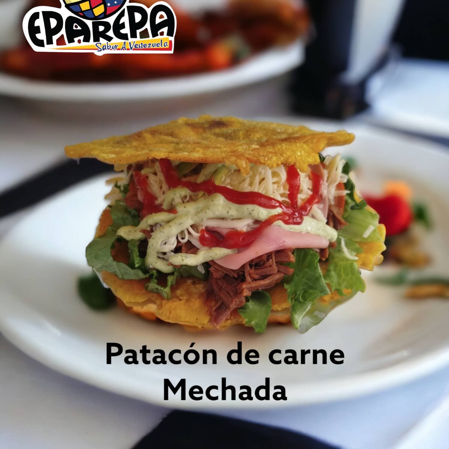 Patacón de Carne Mechada (Deshebrada)