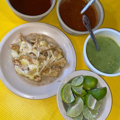 Pollo con Queso