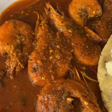 Camarones en Salsa Ranchera