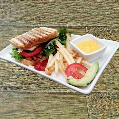 Sándwich Odiseo