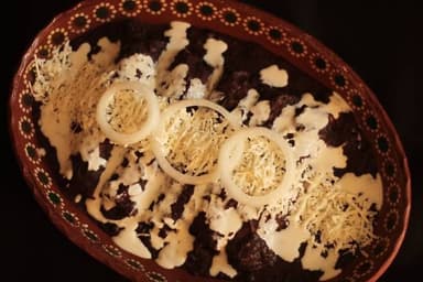 Enfrijoladas + Bebida