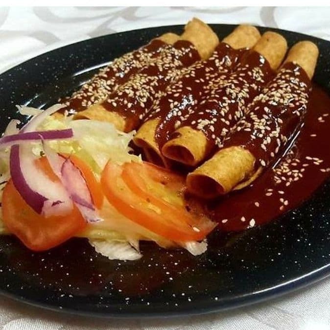 Flautas con Mole 5 Piezas