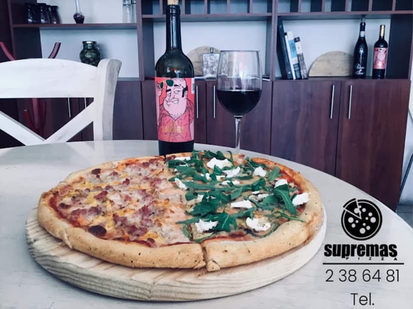 Supremas Pizza