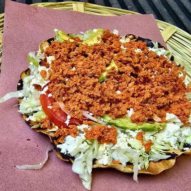 Tostada de Chorizo