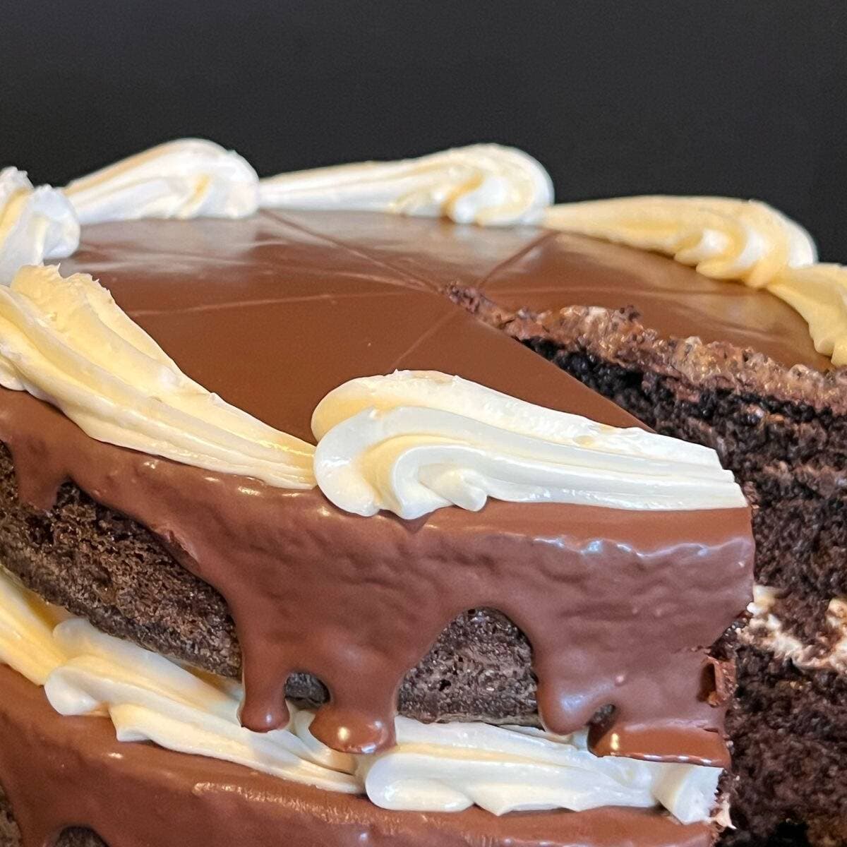 PASTEL CHOCO-QUESO