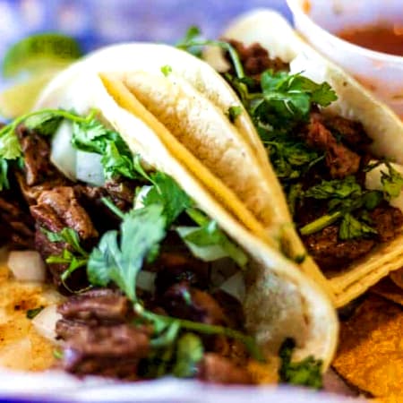 Taco de Bistec en Tortilla de Maiz