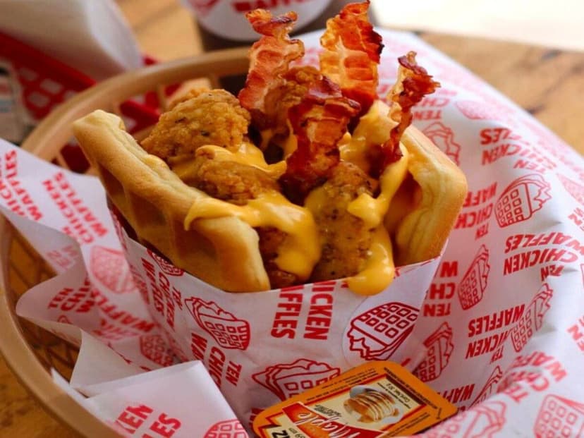 Ten Chicken Waffles (Progreso)