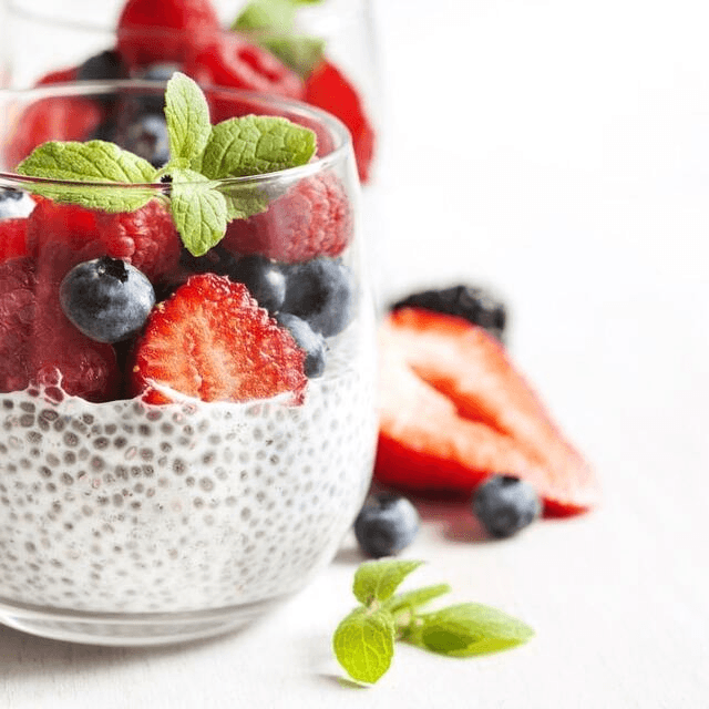 Avena, Chía y Leche de Coco con Fruta
