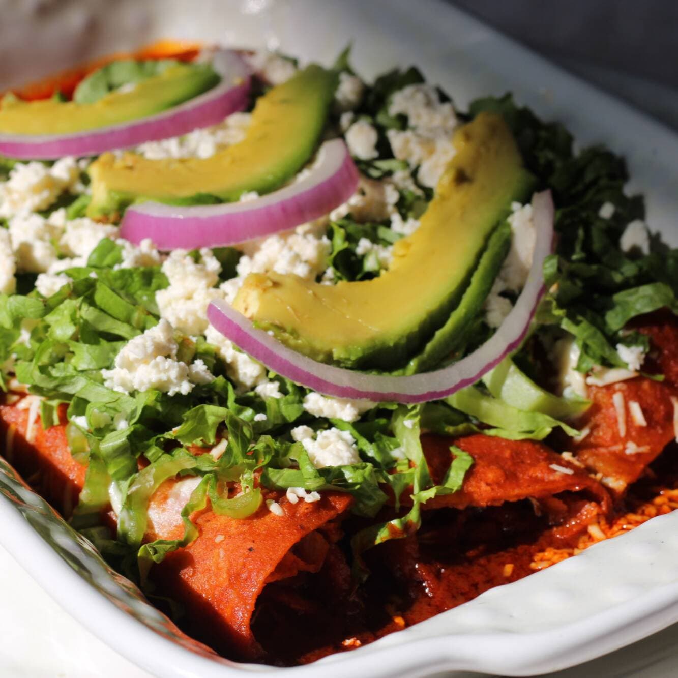 Enchiladas en Salsa Huajillo