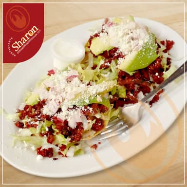 Tostadas de Chorizo