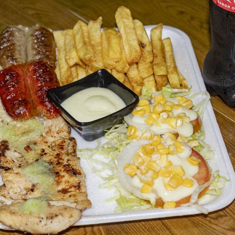 Pechuga Mixta & Papas Fritas + Gaseosa 400 ml