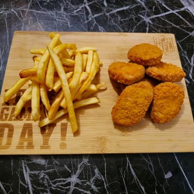 NUGGETS CON PAPAS
