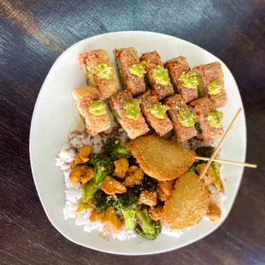 TERIYAKI POLLO + KUSHIAGE PESCADO + CHORIZO MAKI