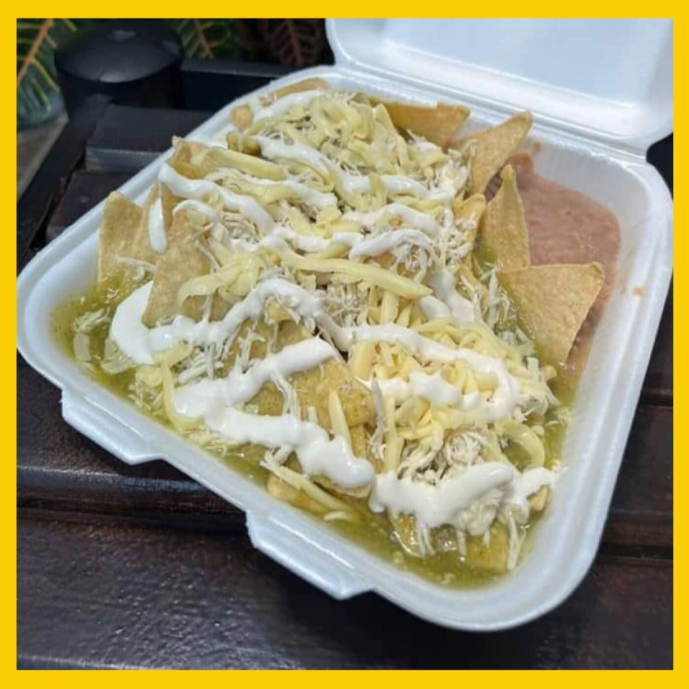 Chilaquiles Verdes con Pollo