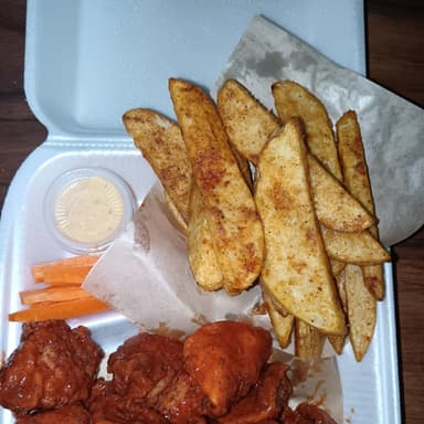 Orden de Papas Gajo Especiales Con Tocino y Mozare