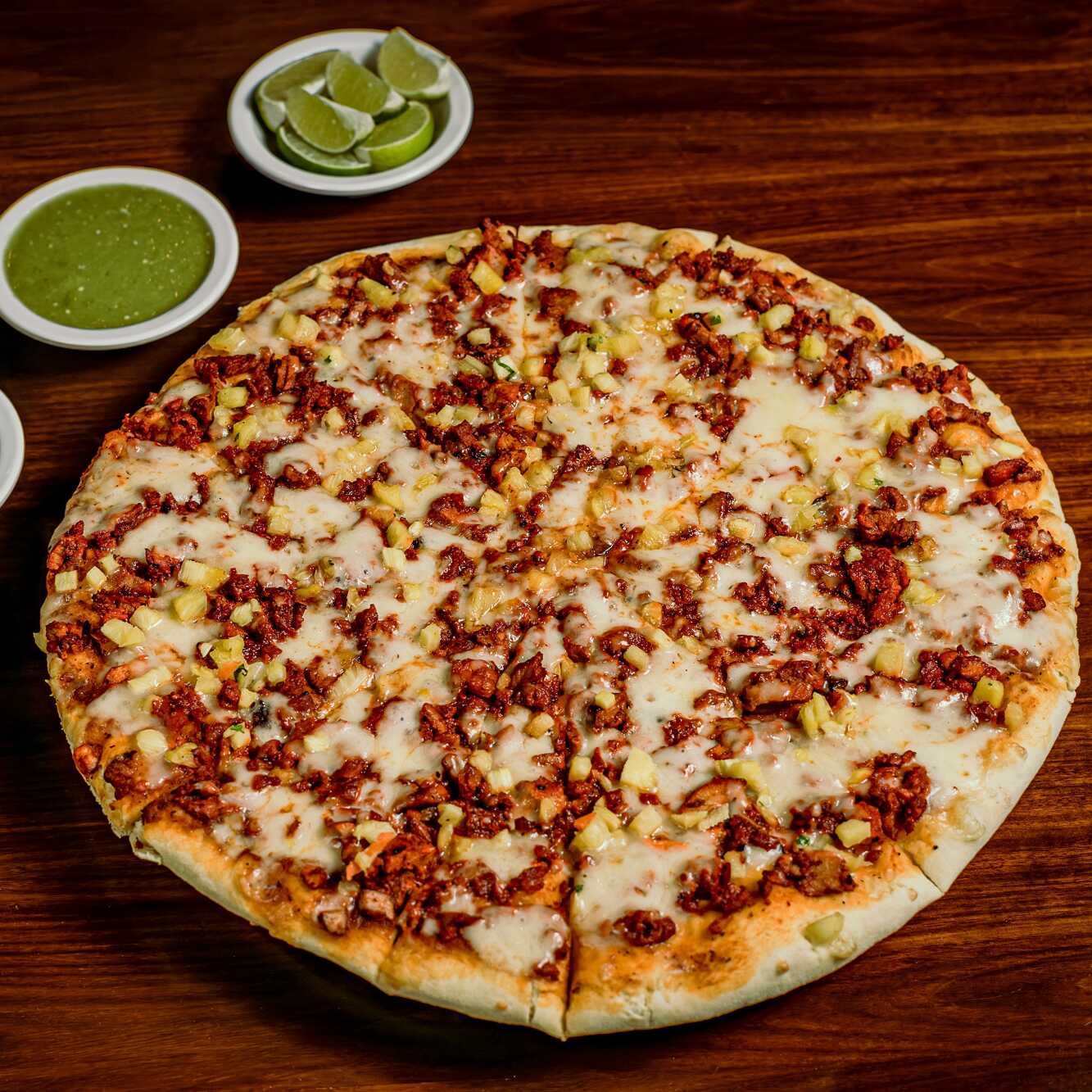 Pizza Pastor + Agua Fresca 1L