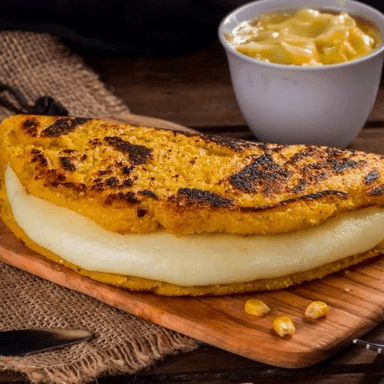 Cachapa con Doble Queso de Mano