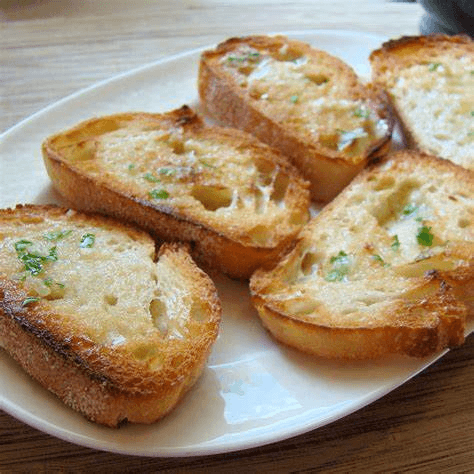 Pan con Ajo