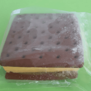 SANDWICH DE HELADO SABOR VAINILLA