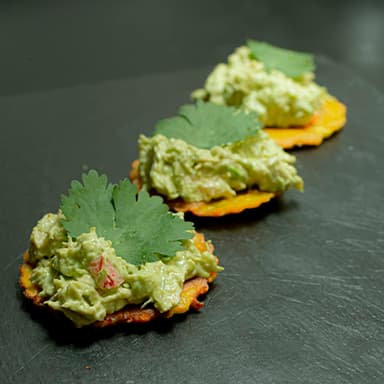 Tostones de reina pepeada