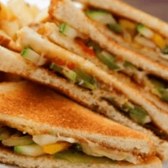 Tostadas con Queso y Verduras