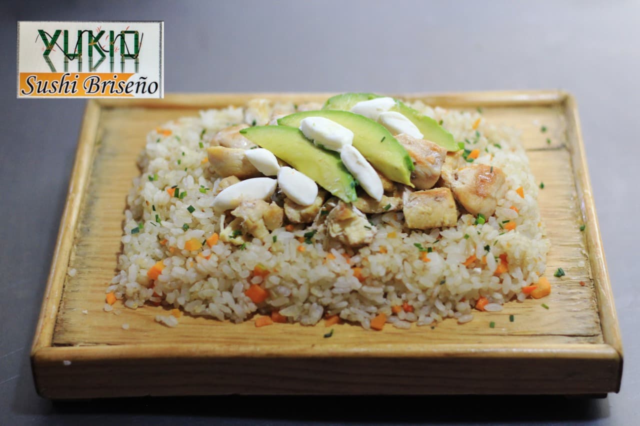 Yakimeshi !👌selecciona tu proteina favorita