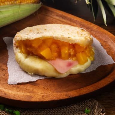 Arepa De Maiz Hawaiana