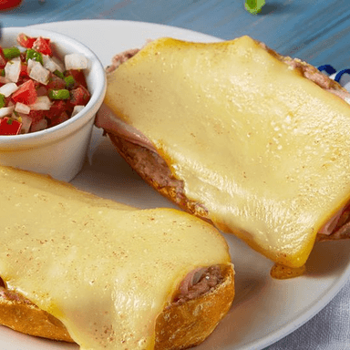 Molletes con Jamón