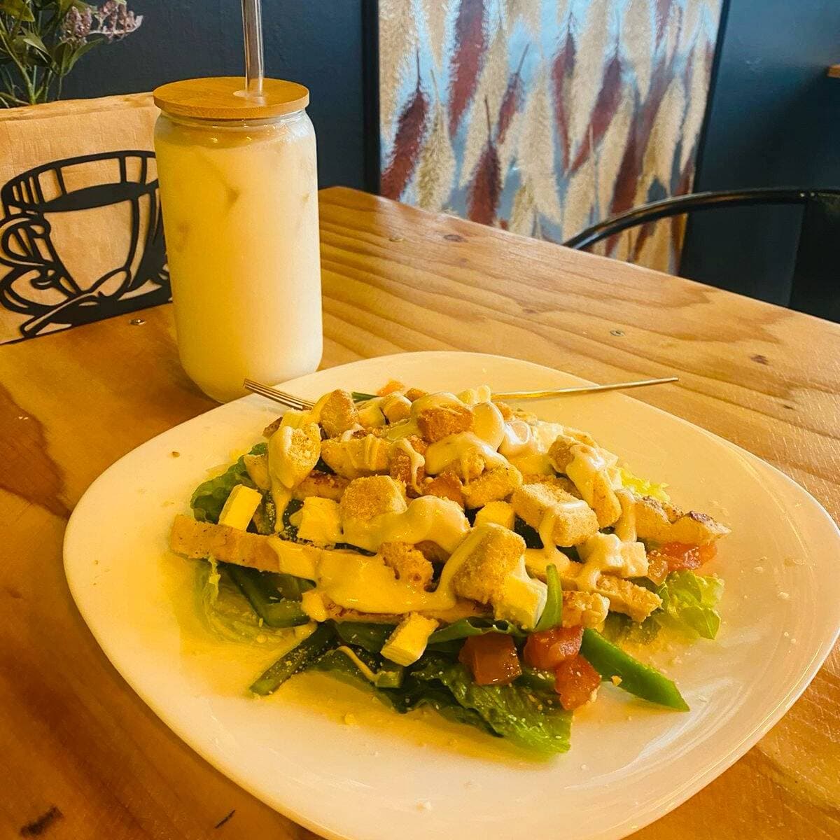 ENSALADA DE POLLO