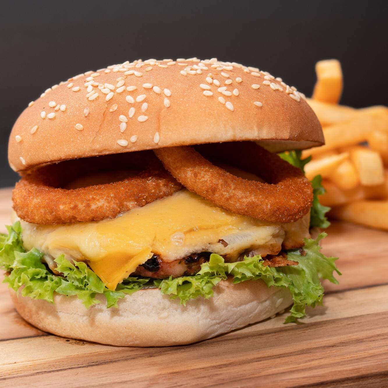 Hamburguesa Vaquera + Papas a la Francesa