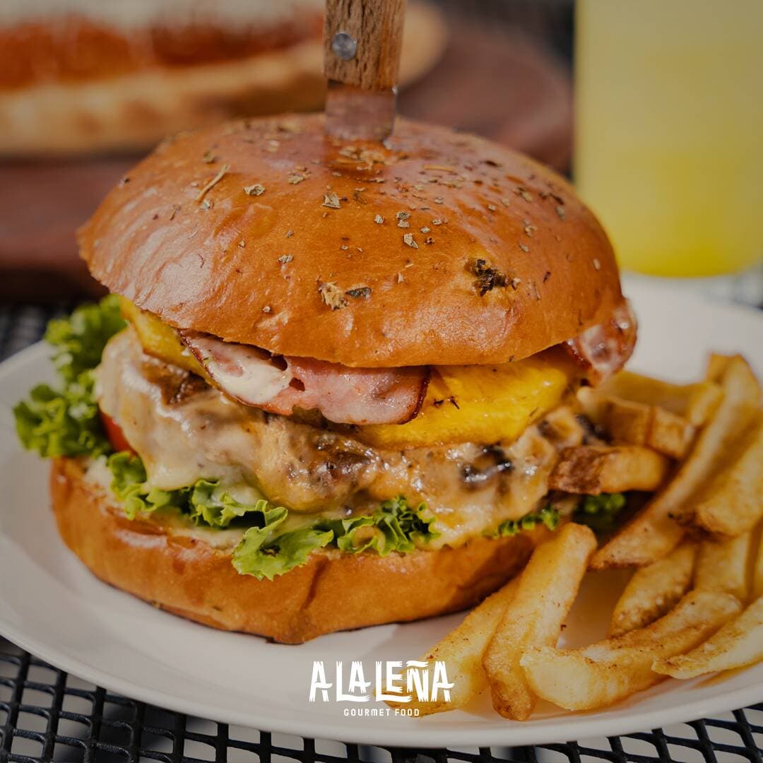 HAMBURGUESA HAWAIANA