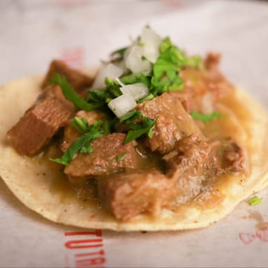 Lengua en Salsa Verde