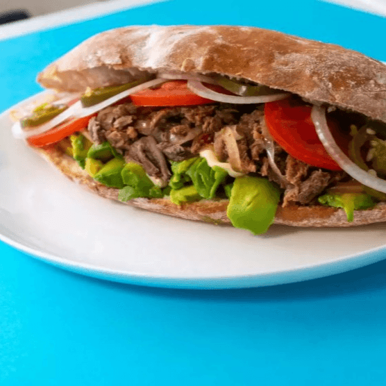 Lonche de Bistec