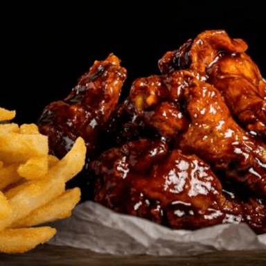 ¡Promoción! 4 Piezas de AlitasBBQ + Papas