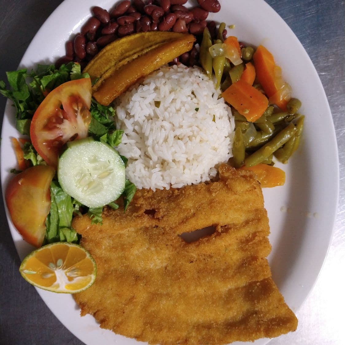 Casado con Filete de Pescado al Gusto
