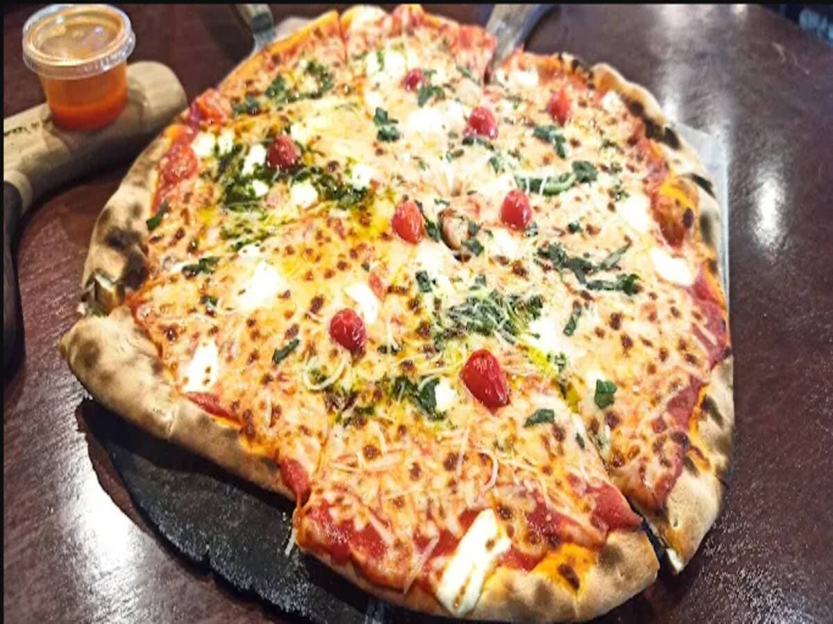 La Guarida Bar & Grill