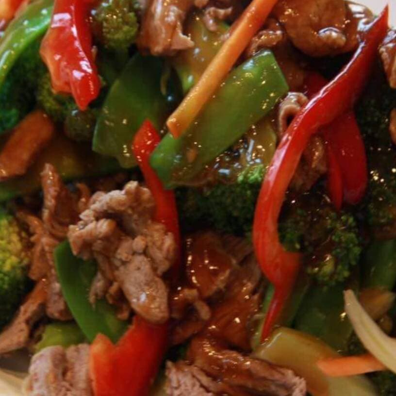 Res o Pollo en Salsa de Ostión