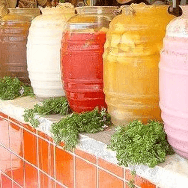 Un Litro de Agua Natural del Dia