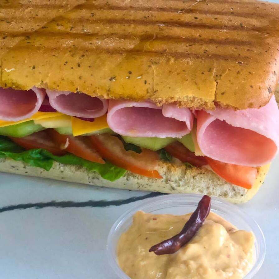PANINI JAMON DE PAVO