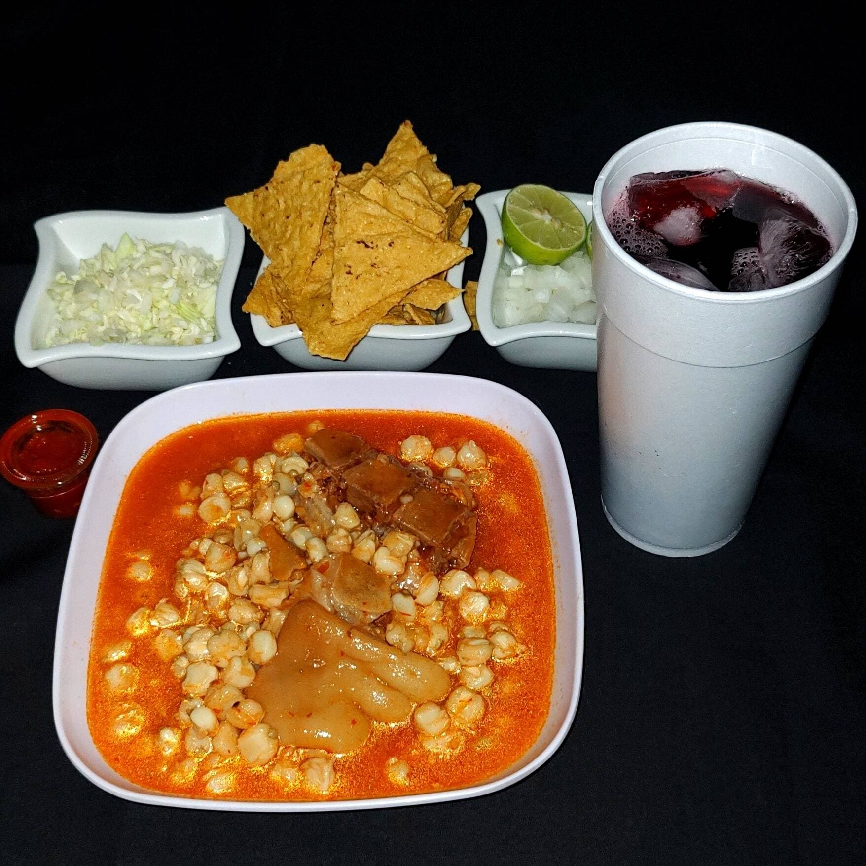 Pozole Rojo + Bebida